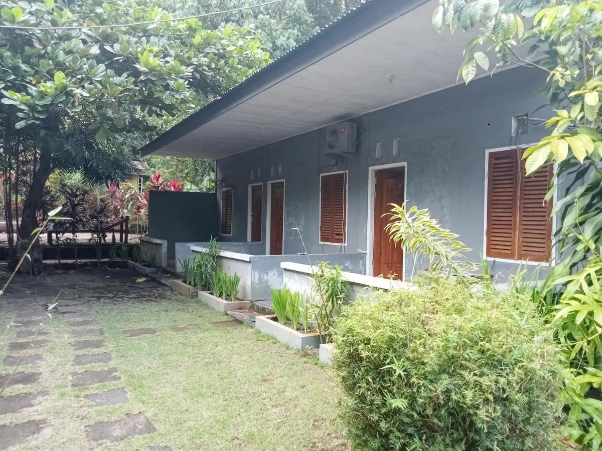 Tangkoko Ranger Homestay Bitung Exterior foto