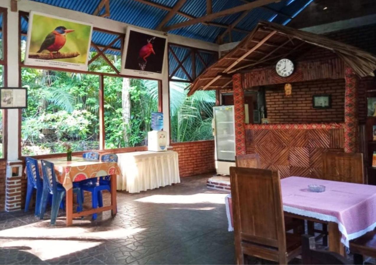Tangkoko Ranger Homestay Bitung Exterior foto