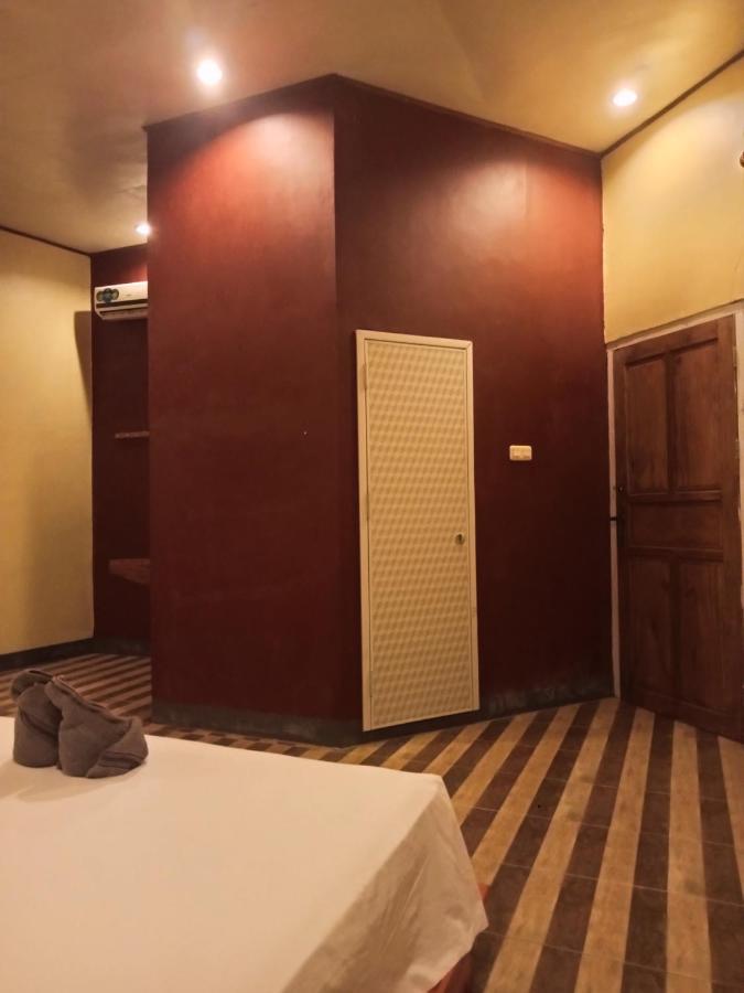 Tangkoko Ranger Homestay Bitung Exterior foto